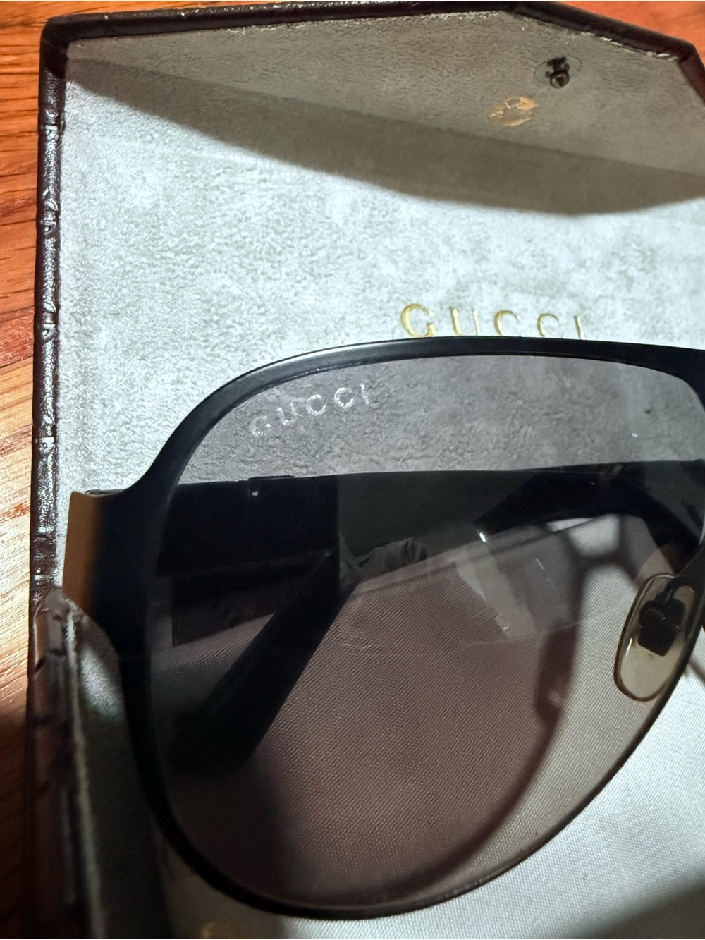 Gucci Black Aviator Sunglasses with Dark Lenses GG 2252/S - Picture 4 of 11